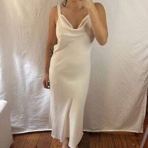 Elegant Cream Sleeveless Dress